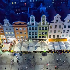 **** Lägenhetshotell Holland House Old Town Polen